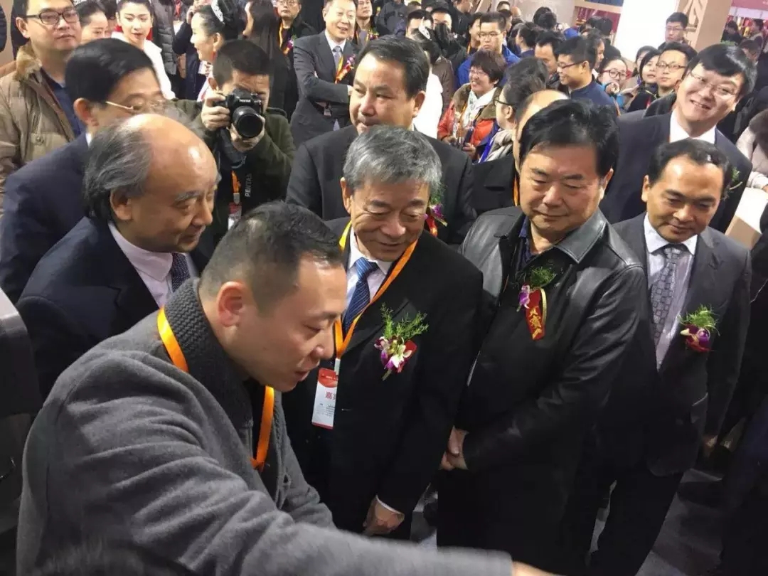 新奥朱雀网